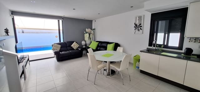 3 soveværelse Villa til salg i Lo Pagan, San Pedro del Pinatar med swimmingpool - € 379.900 (Ref: 9129445)