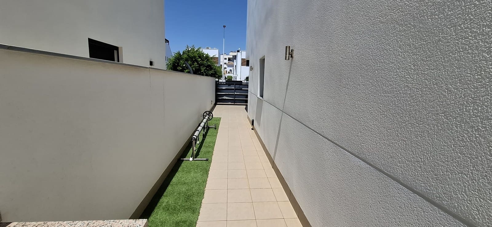 3 soveværelse Villa til salg i Lo Pagan med swimmingpool - € 379.900 (Ref: 9129445)