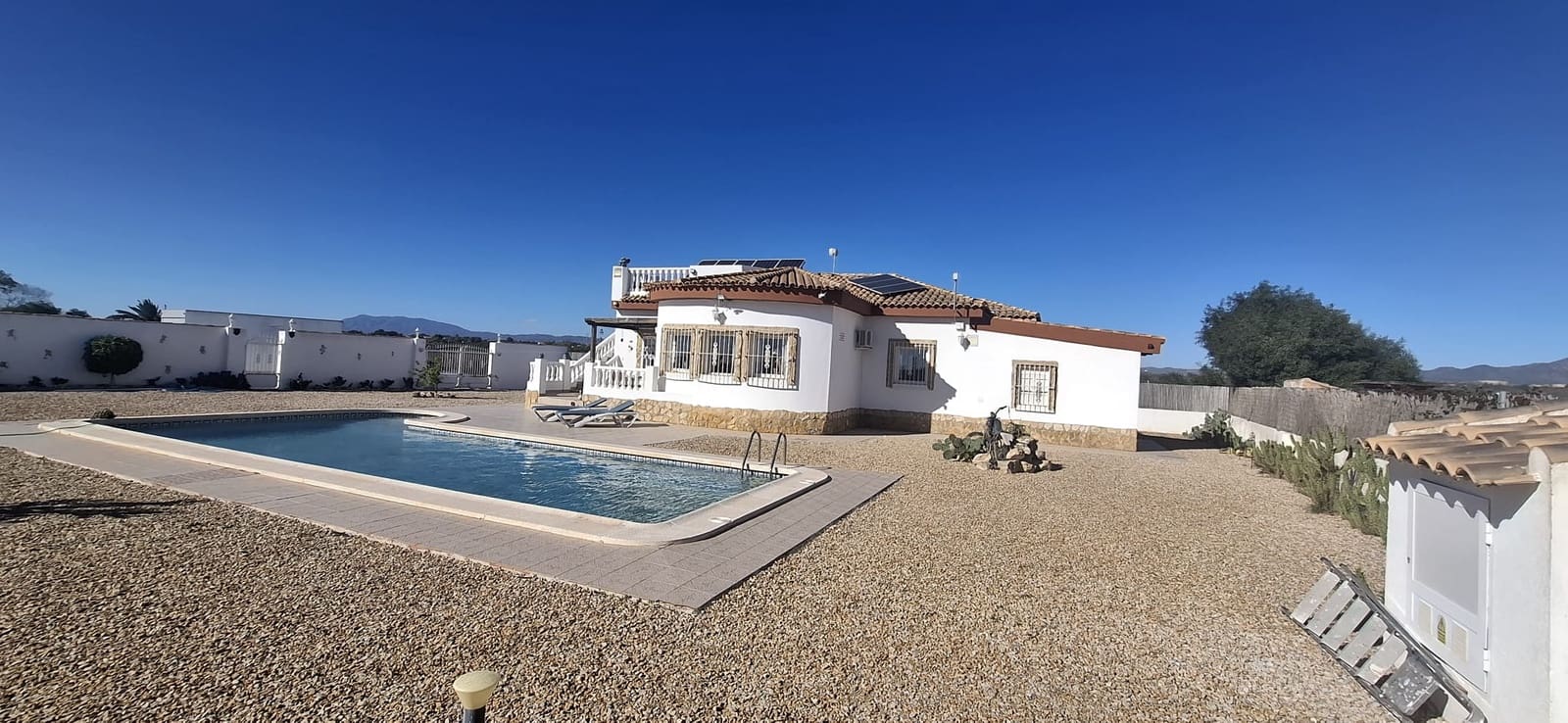 3 soveværelse Villa til salg i Gea y Truyols med swimmingpool - € 195.000 (Ref: 9430720)