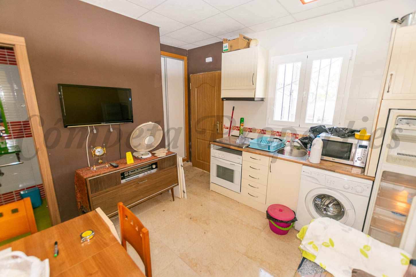 5 bedroom Townhouse for sale in Archez - € 139,680 (Ref: 10001227)
