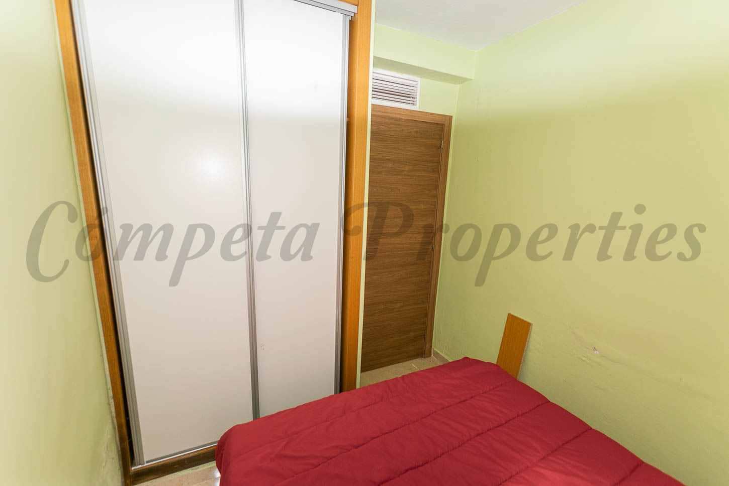 5 bedroom Townhouse for sale in Archez - € 139,680 (Ref: 10001227)
