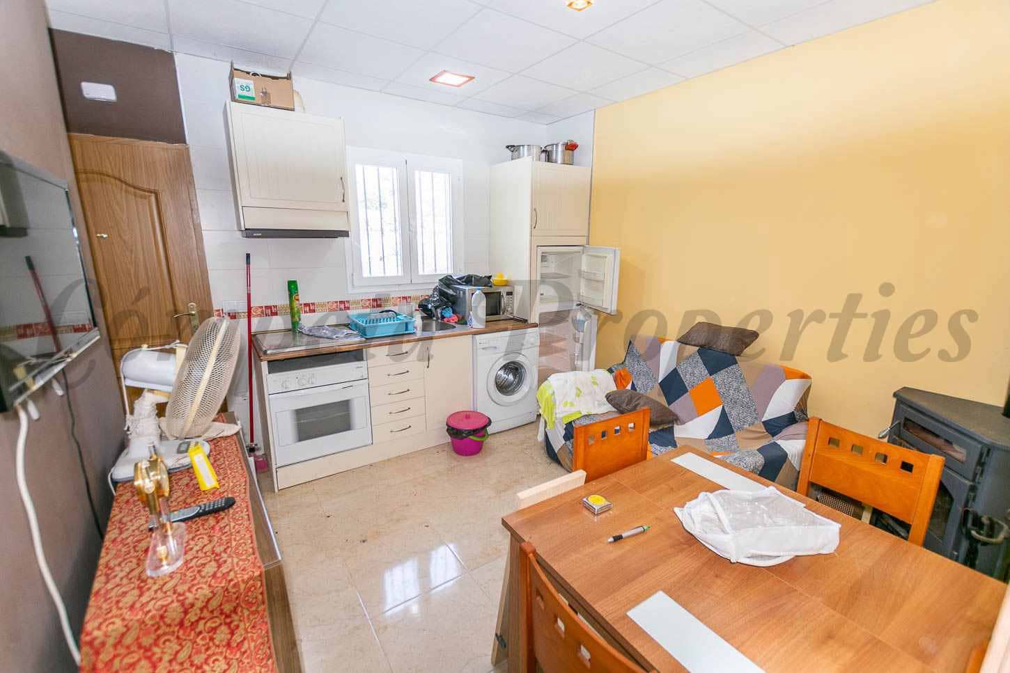 5 bedroom Townhouse for sale in Archez - € 139,680 (Ref: 10001227)
