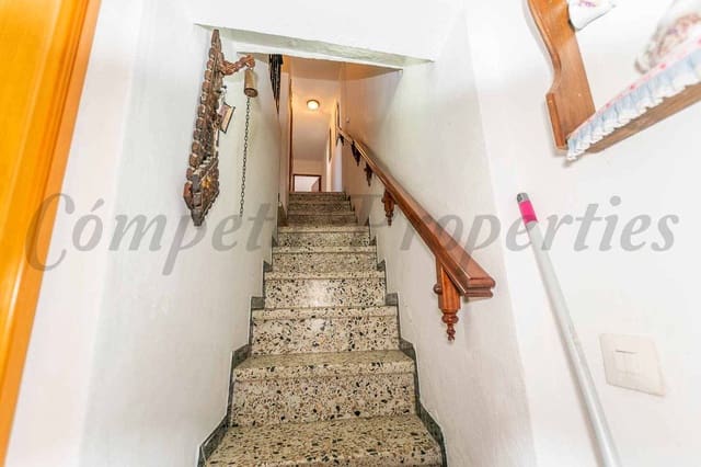 5 bedroom Townhouse for sale in Archez - € 139,680 (Ref: 10001227)