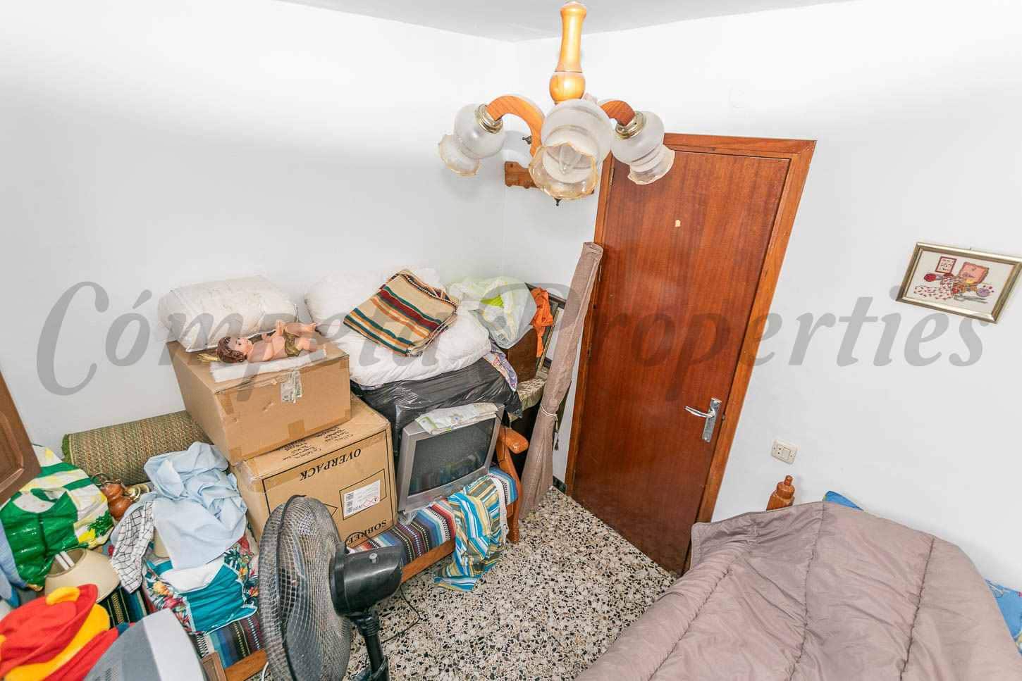 5 bedroom Townhouse for sale in Archez - € 139,680 (Ref: 10001227)