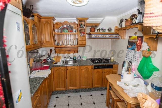 5 bedroom Townhouse for sale in Archez - € 139,680 (Ref: 10001227)