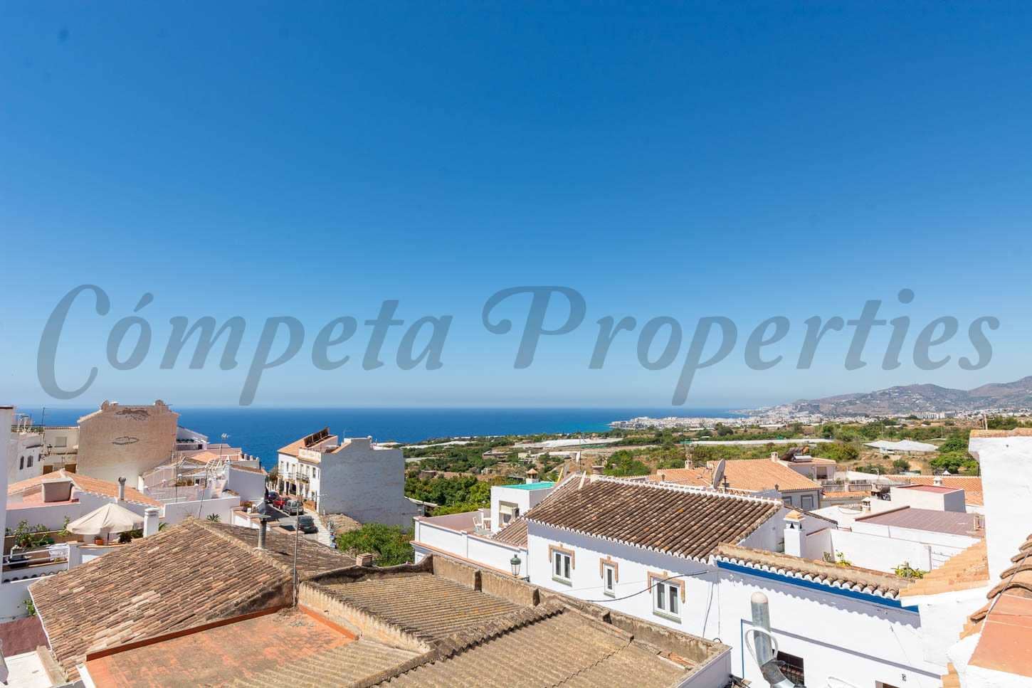 2 slaapkamer Appartement te huur in Nerja - € 700 (Ref: 10004294)