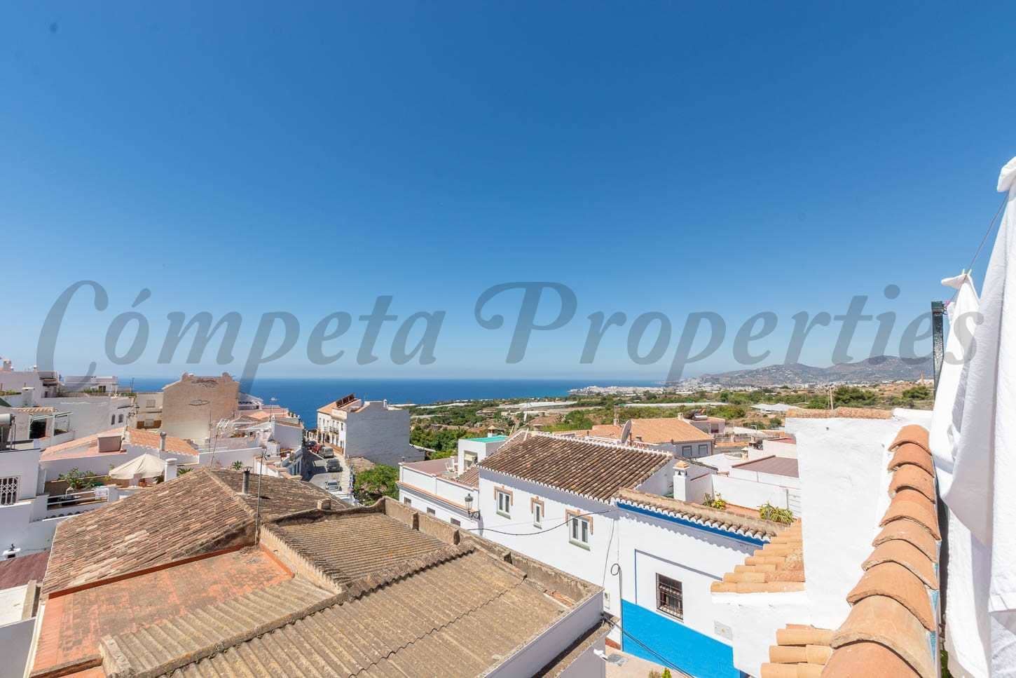 2 slaapkamer Appartement te huur in Nerja - € 700 (Ref: 10004294)