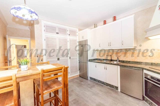 4 Zimmer Finca/Landgut zu verkaufen in Sayalonga mit Pool Garage - 480.000 € (Ref: 10004314)