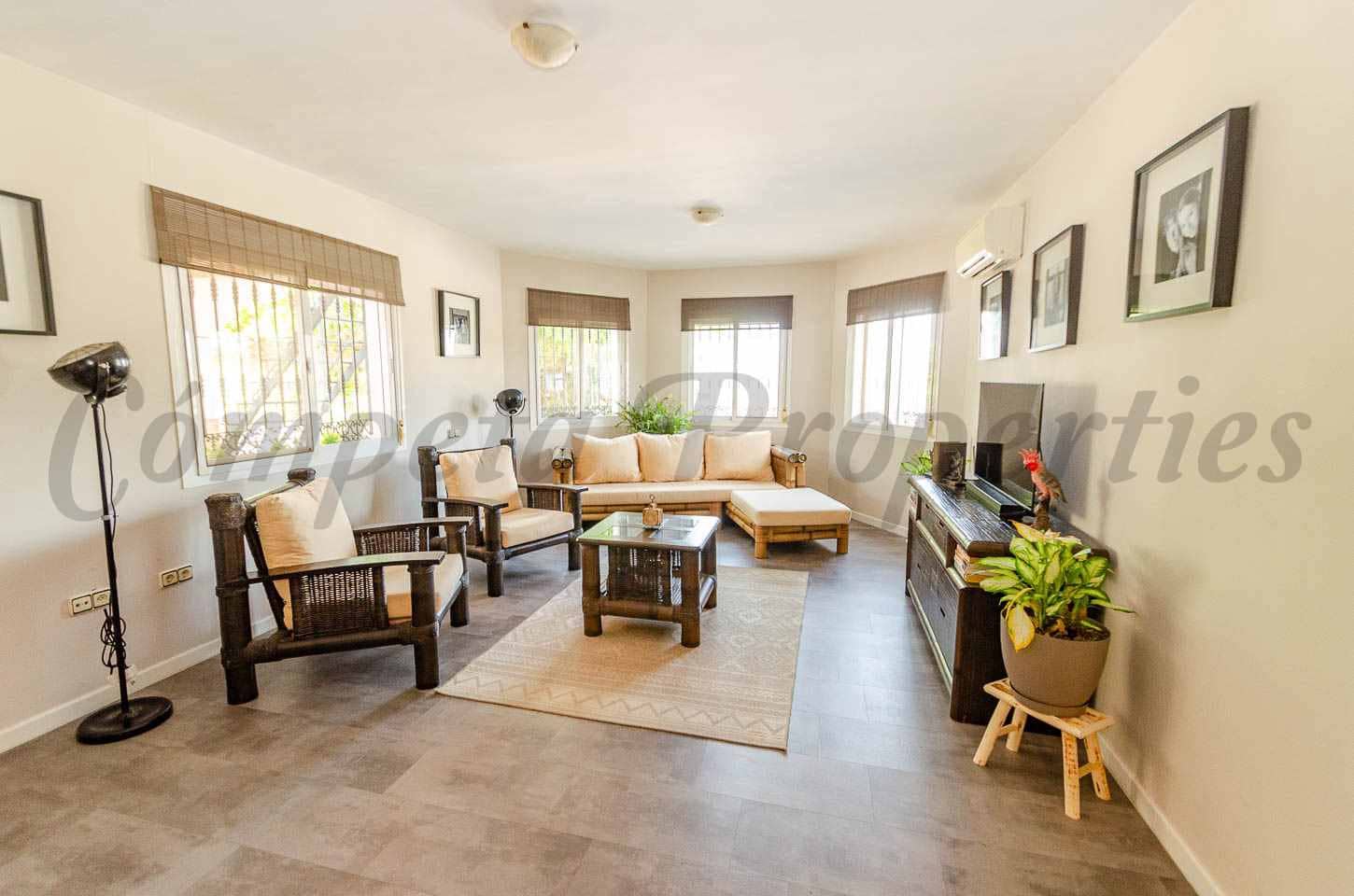 4 Zimmer Finca/Landgut zu verkaufen in Sayalonga mit Pool Garage - 480.000 € (Ref: 10004314)