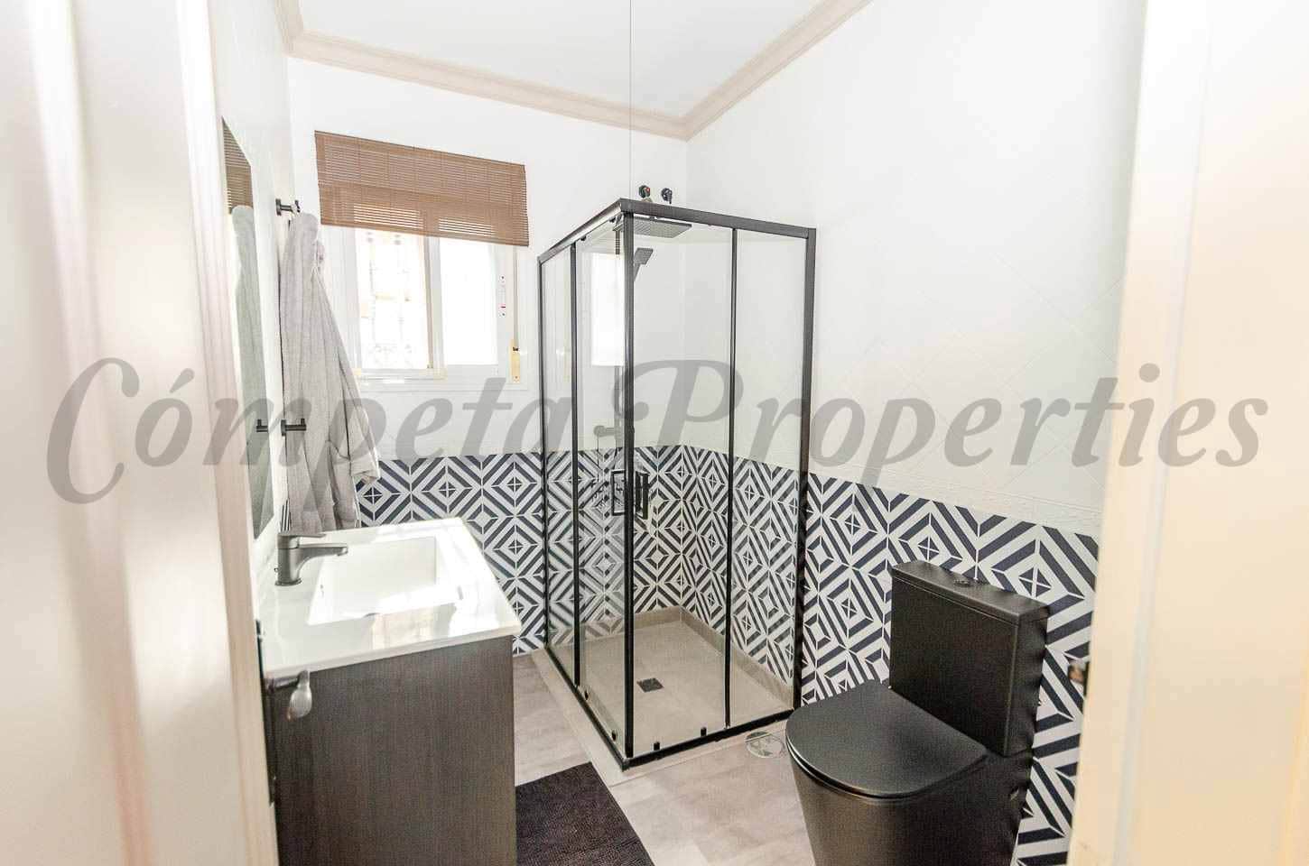 4 Zimmer Finca/Landgut zu verkaufen in Sayalonga mit Pool Garage - 480.000 € (Ref: 10004314)