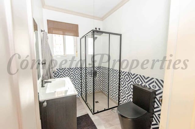 4 Zimmer Finca/Landgut zu verkaufen in Sayalonga mit Pool Garage - 480.000 € (Ref: 10004314)