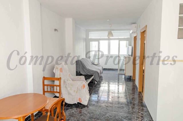 1 Zimmer Apartment zu vermieten in Cómpeta mit Garage - 530 € (Ref: 10004691)