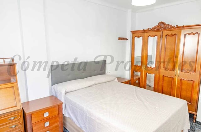 1 Zimmer Apartment zu vermieten in Cómpeta mit Garage - 530 € (Ref: 10004691)