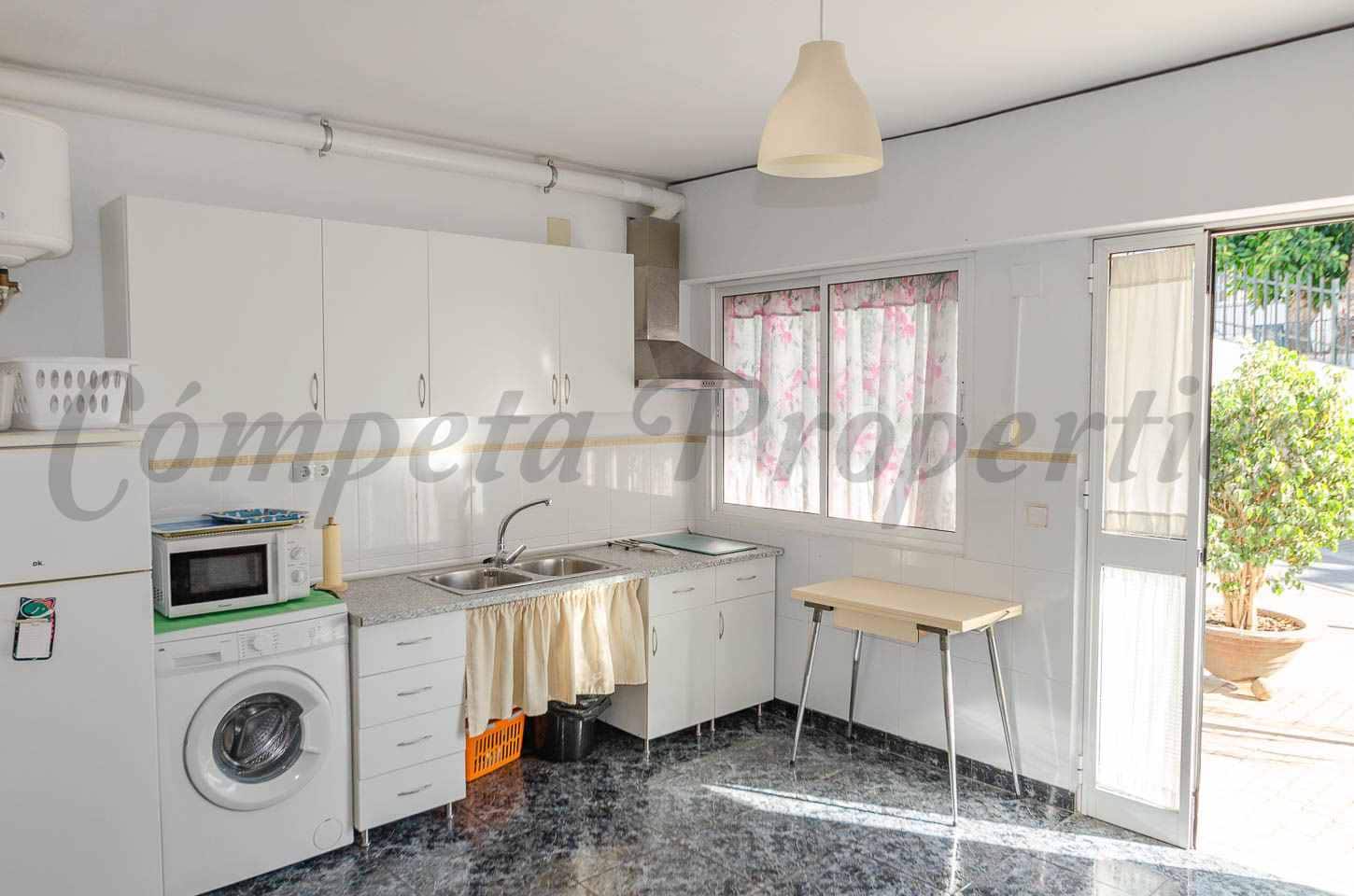 1 sypialnia Apartament do wynajęcia w Competa z garażem - 530 € (Ref: 10004691)