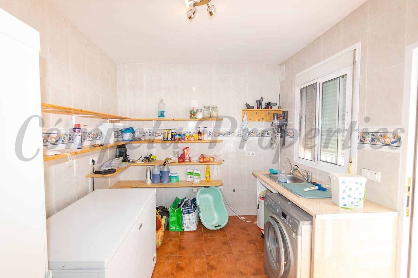 3 chambre Finca/Maison de Campagne à vendre à Competa avec piscine garage - 362 000 € (Ref: 10007685)
