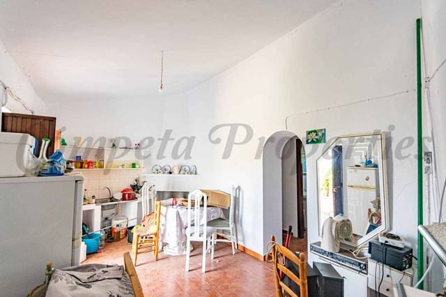 2 chambre Finca/Maison de Campagne à vendre à Torrox avec piscine - 190 000 € (Ref: 10012133)
