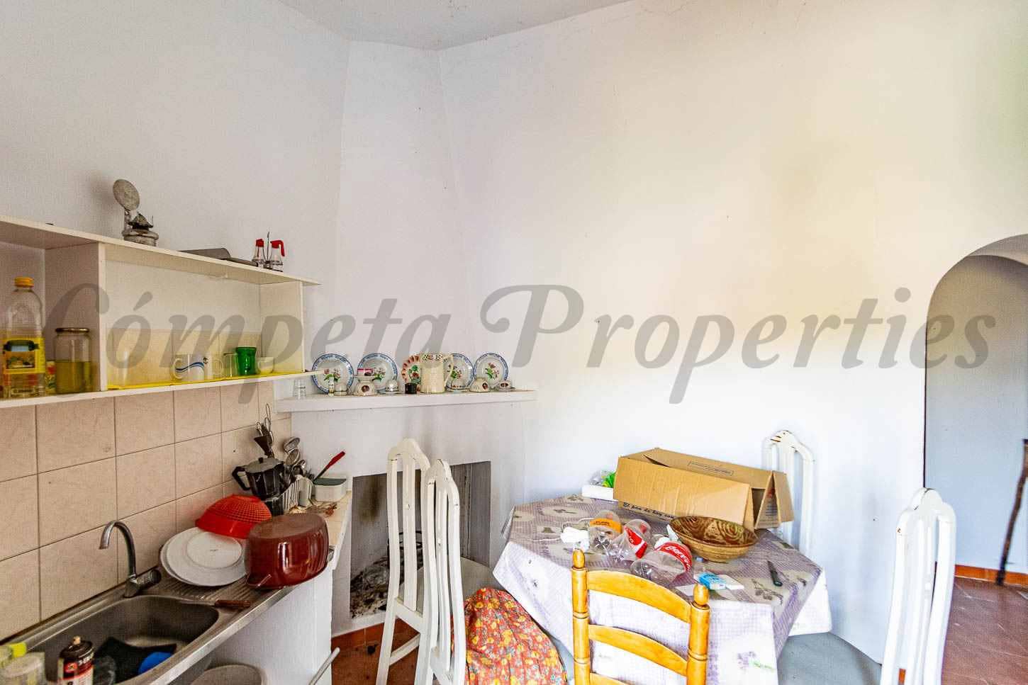 2 chambre Finca/Maison de Campagne à vendre à Torrox avec piscine - 190 000 € (Ref: 10012133)