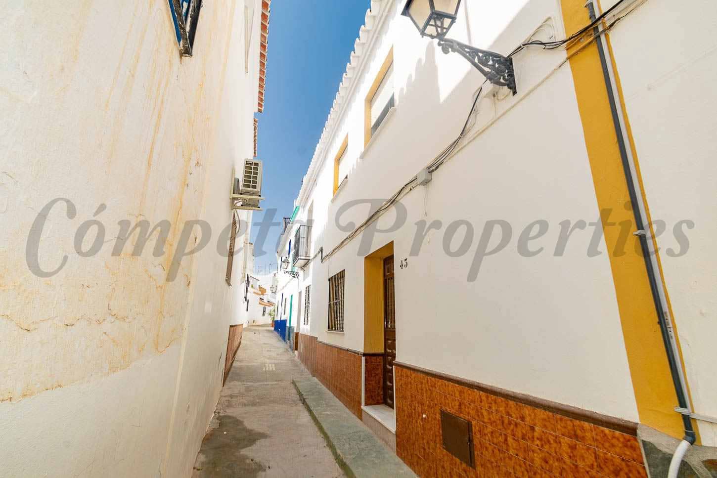 4 sovrum Hus till salu i Torrox - 190 000 € (Ref: 10012162)