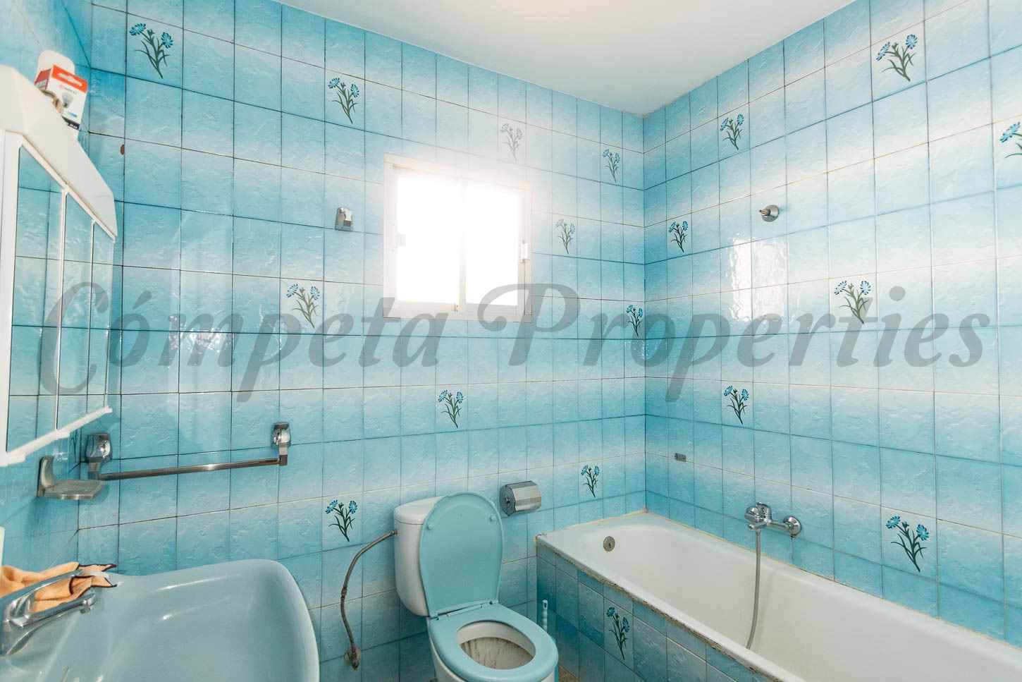 4 sovrum Hus till salu i Torrox - 190 000 € (Ref: 10012162)