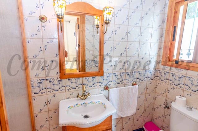 9 makuuhuone Maalaistalo vuokrattavana paikassa Cómpeta mukana uima-altaan - 3 125 € (Ref: 10029667)