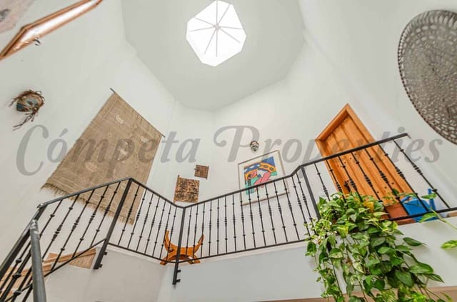5 chambre Finca/Maison de Campagne à vendre à Cómpeta avec piscine - 780 000 € (Ref: 10033052)