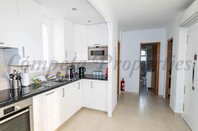 2 soveværelse Lejlighed til salg i Capistrano, Nerja med swimmingpool garage - € 325.000 (Ref: 10034270)