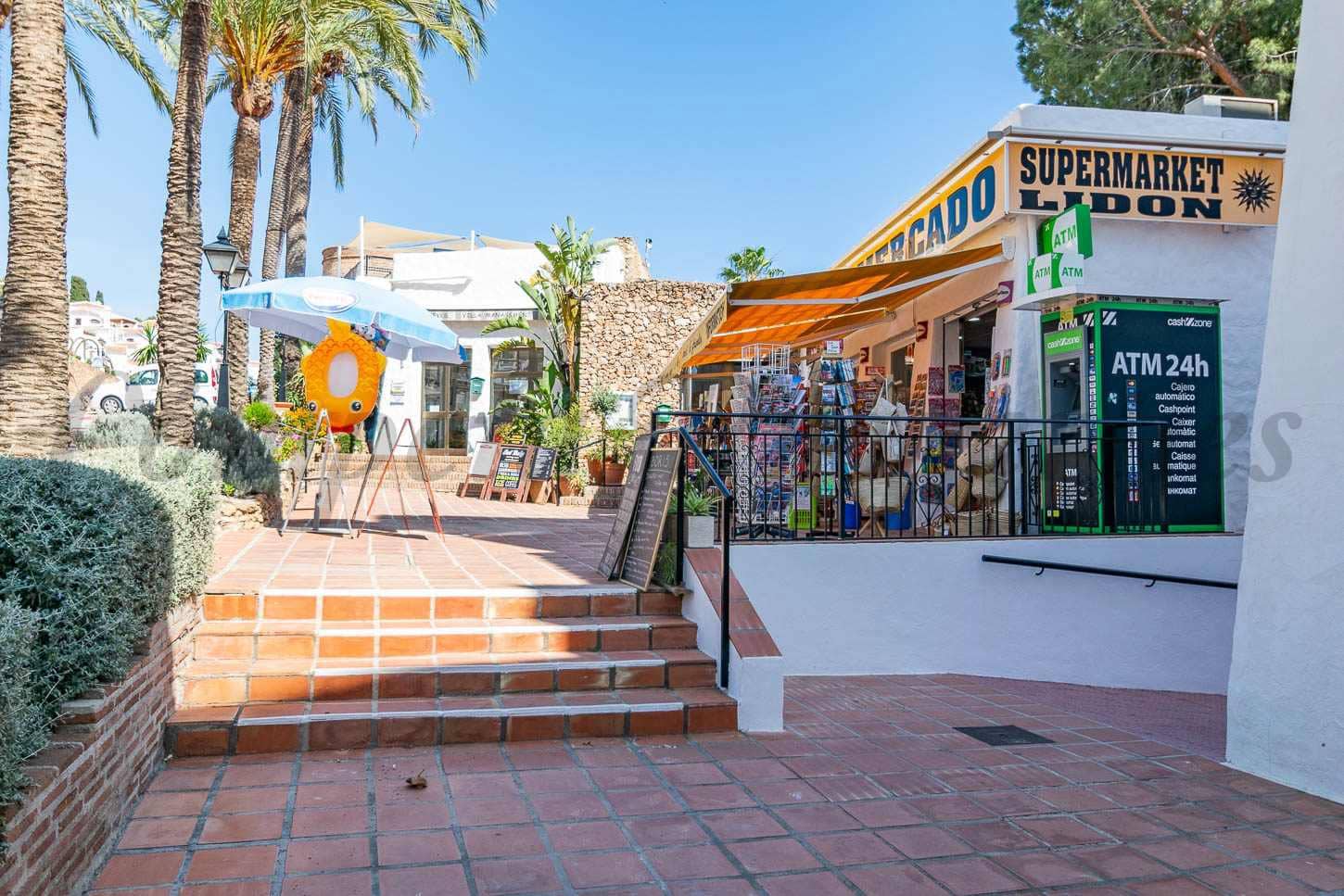 2 Zimmer Apartment zu verkaufen in Nerja mit Pool Garage - 325.000 € (Ref: 10034270)