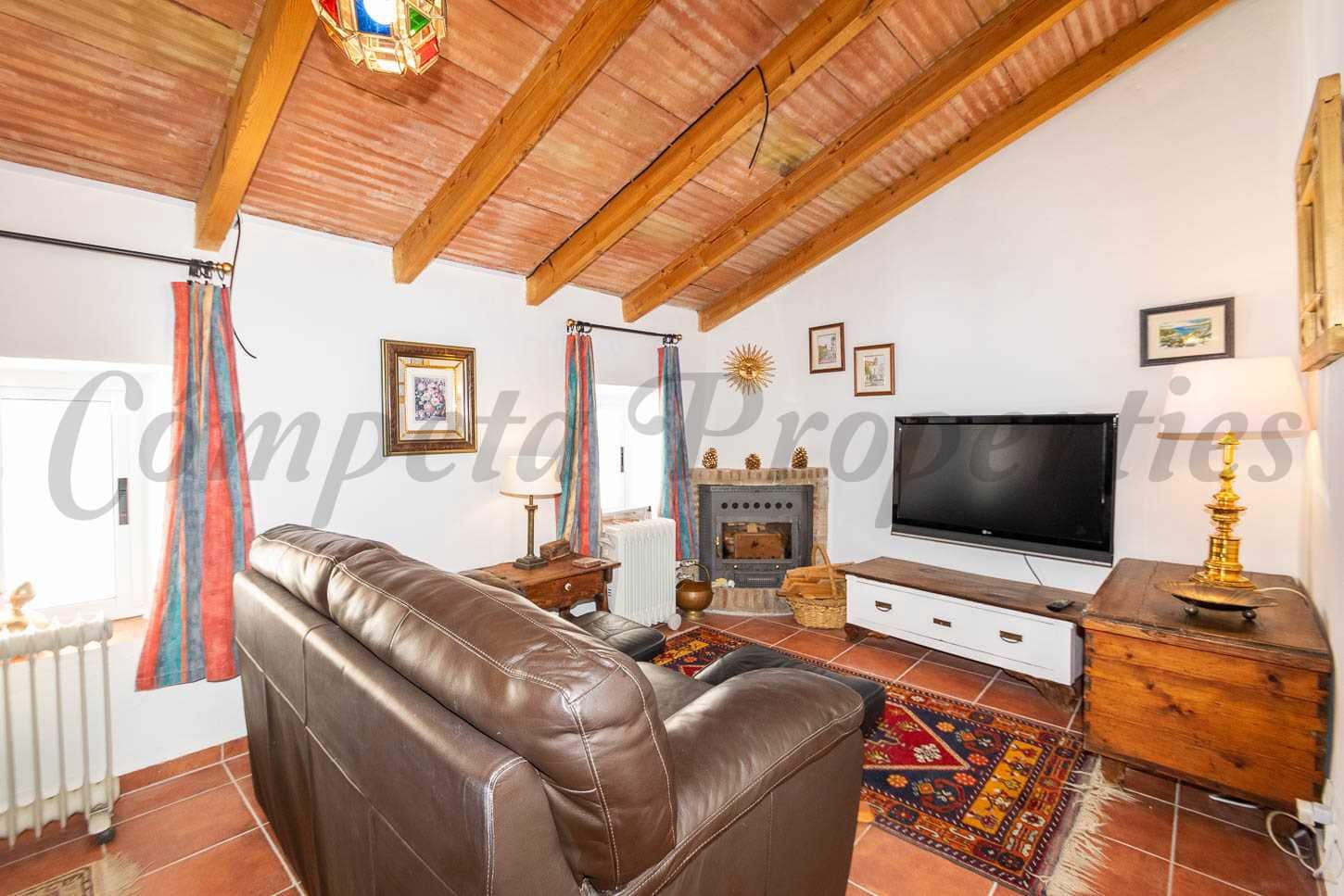 Maison de Ville de 2 chambres à louer à Torrox - 750 € (Ref: 10034420)