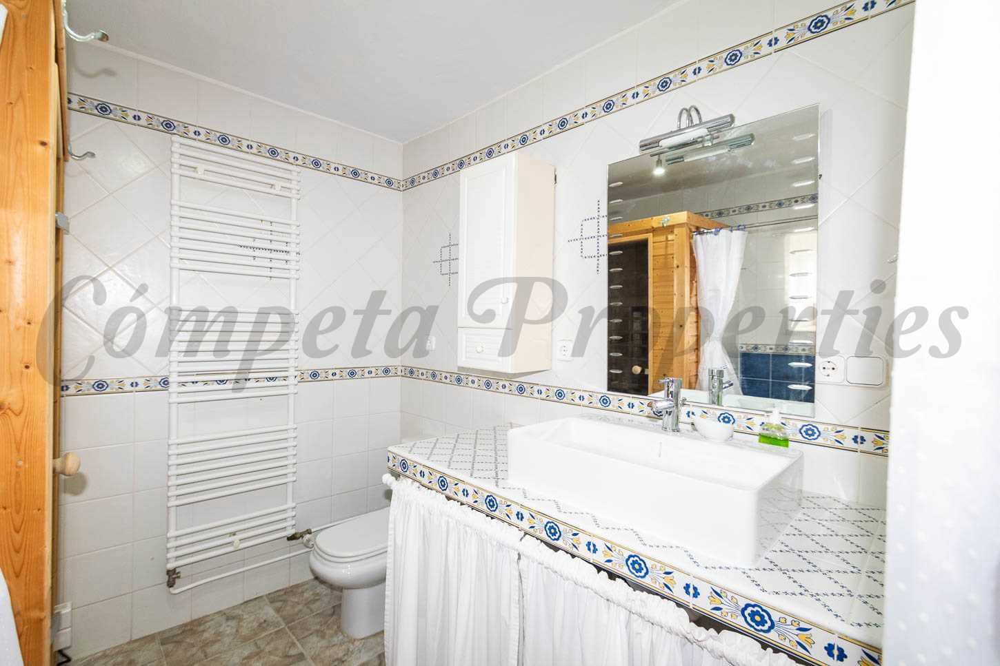 Maison de Ville de 2 chambres à louer à Torrox - 750 € (Ref: 10034420)