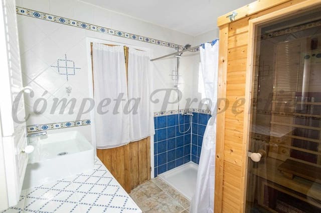 2 bedroom Townhouse for rent in Torrox - € 750 (Ref: 10034420)
