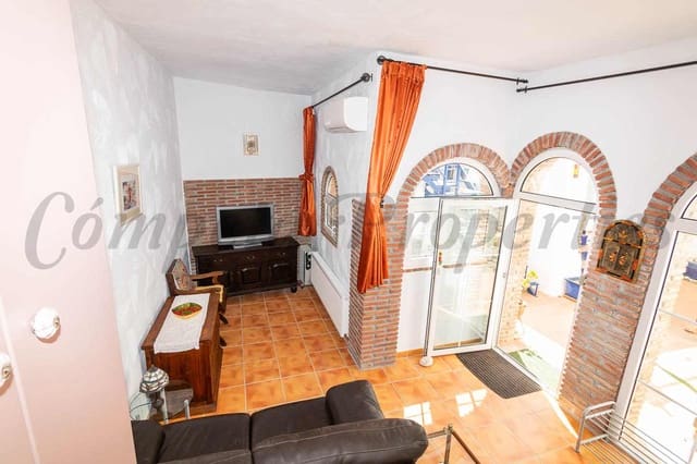 1 bedroom Townhouse for rent in Torrox - € 450 (Ref: 10034465)