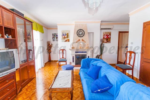 Haus zu vermieten in Sedella - 750 € (Ref: 10035942)