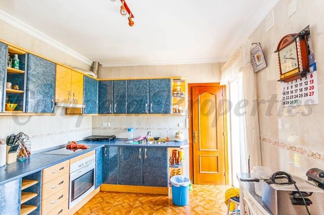 Haus zu vermieten in Sedella - 750 € (Ref: 10035942)