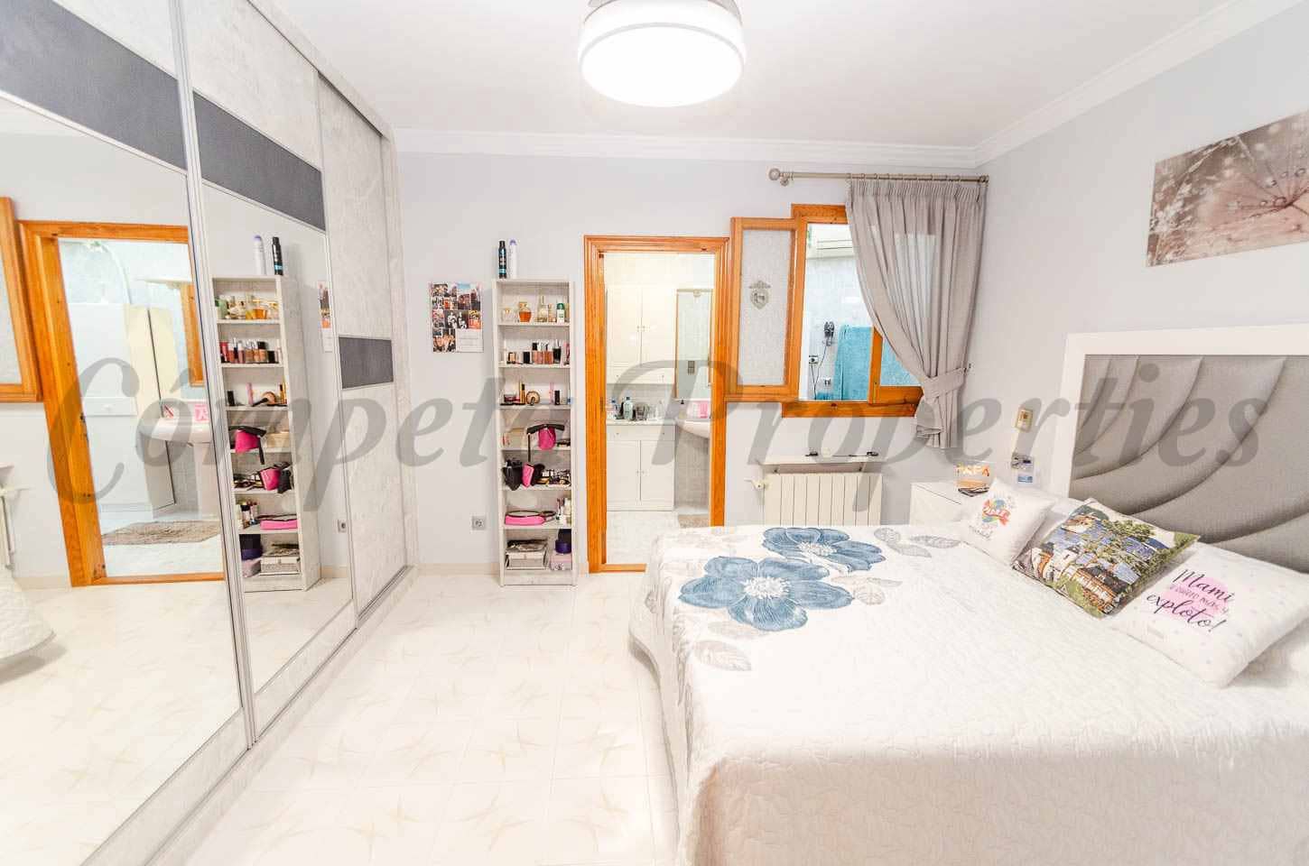 5 slaapkamer Huis te koop in Competa met zwembad garage - € 649.000 (Ref: 10037616)