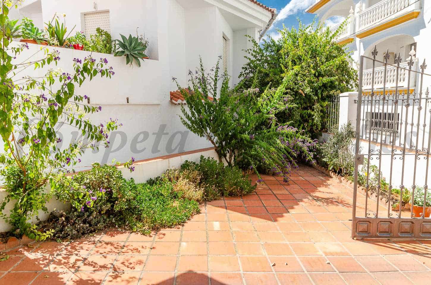 5 slaapkamer Huis te koop in Competa met zwembad garage - € 649.000 (Ref: 10037616)