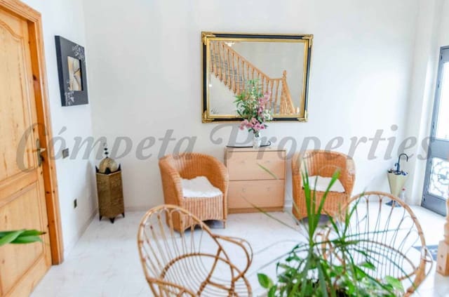 5 slaapkamer Huis te koop in Cómpeta met zwembad garage - € 649.000 (Ref: 10037616)