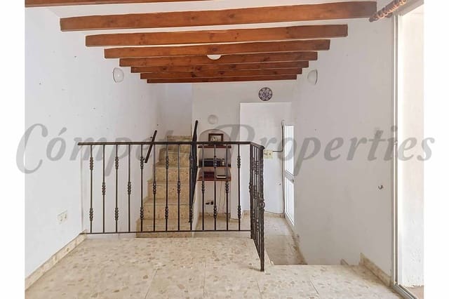 2 makuuhuone Omakotitalo myytävänä paikassa Sedella - 79 500 € (Ref: 10039104)