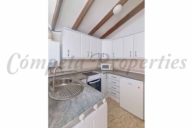 2 makuuhuone Omakotitalo myytävänä paikassa Sedella - 79 500 € (Ref: 10039104)