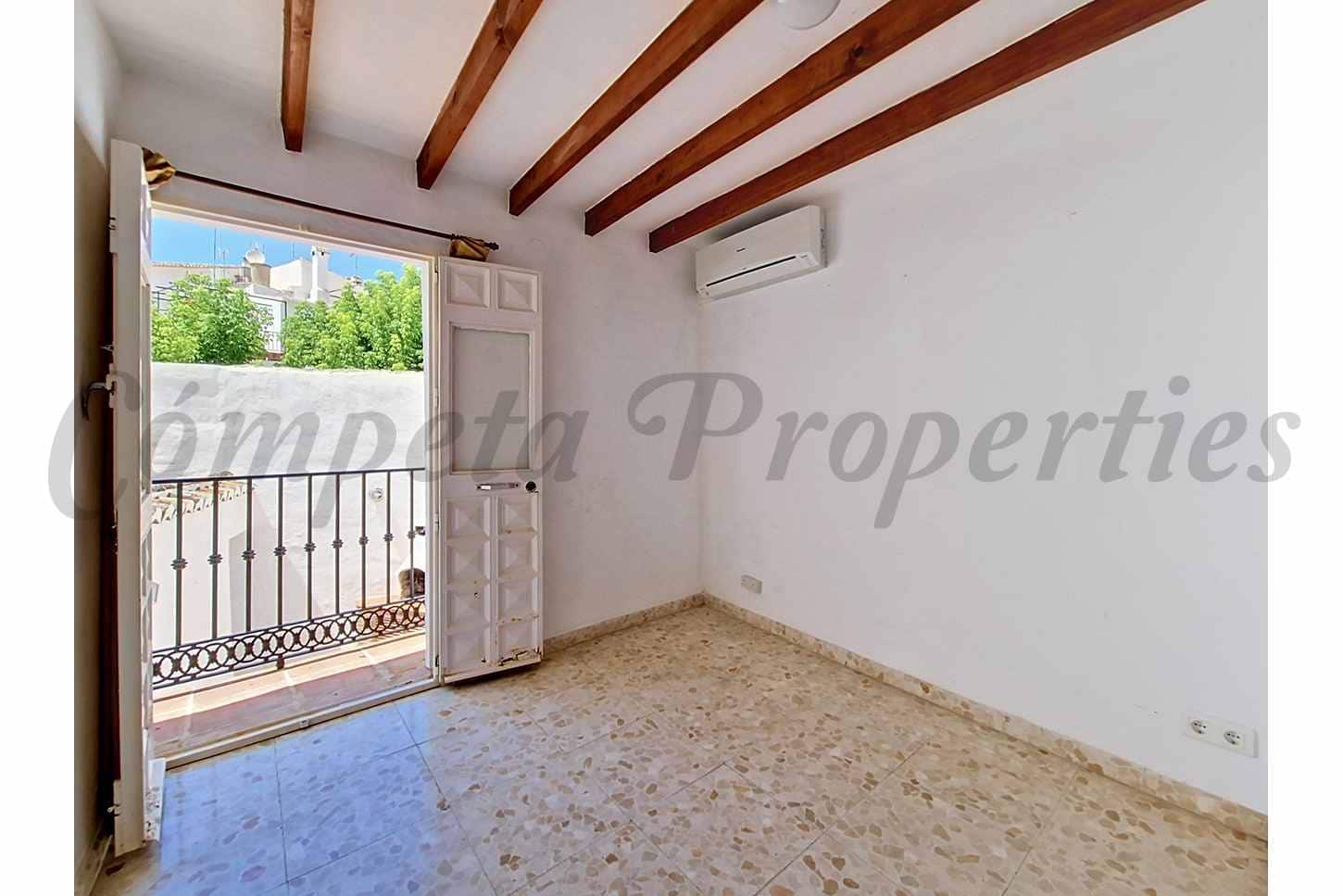 2 makuuhuone Omakotitalo myytävänä paikassa Sedella - 79 500 € (Ref: 10039104)