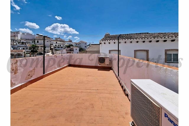 2 makuuhuone Omakotitalo myytävänä paikassa Sedella - 79 500 € (Ref: 10039104)