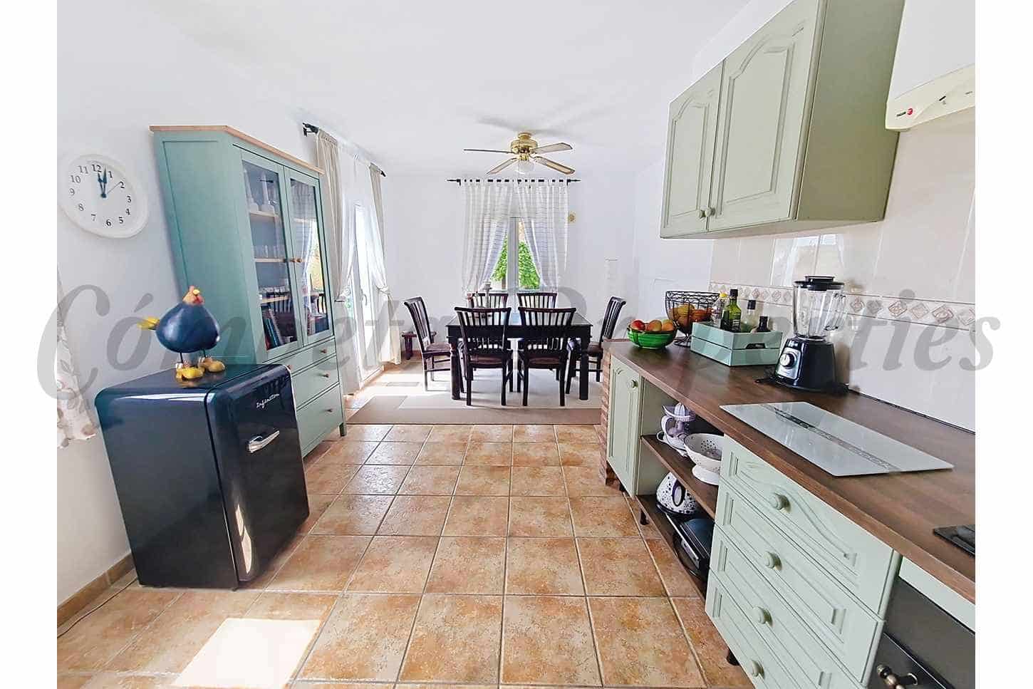 3 makuuhuone Omakotitalo myytävänä paikassa Sedella - 179 950 € (Ref: 10039109)