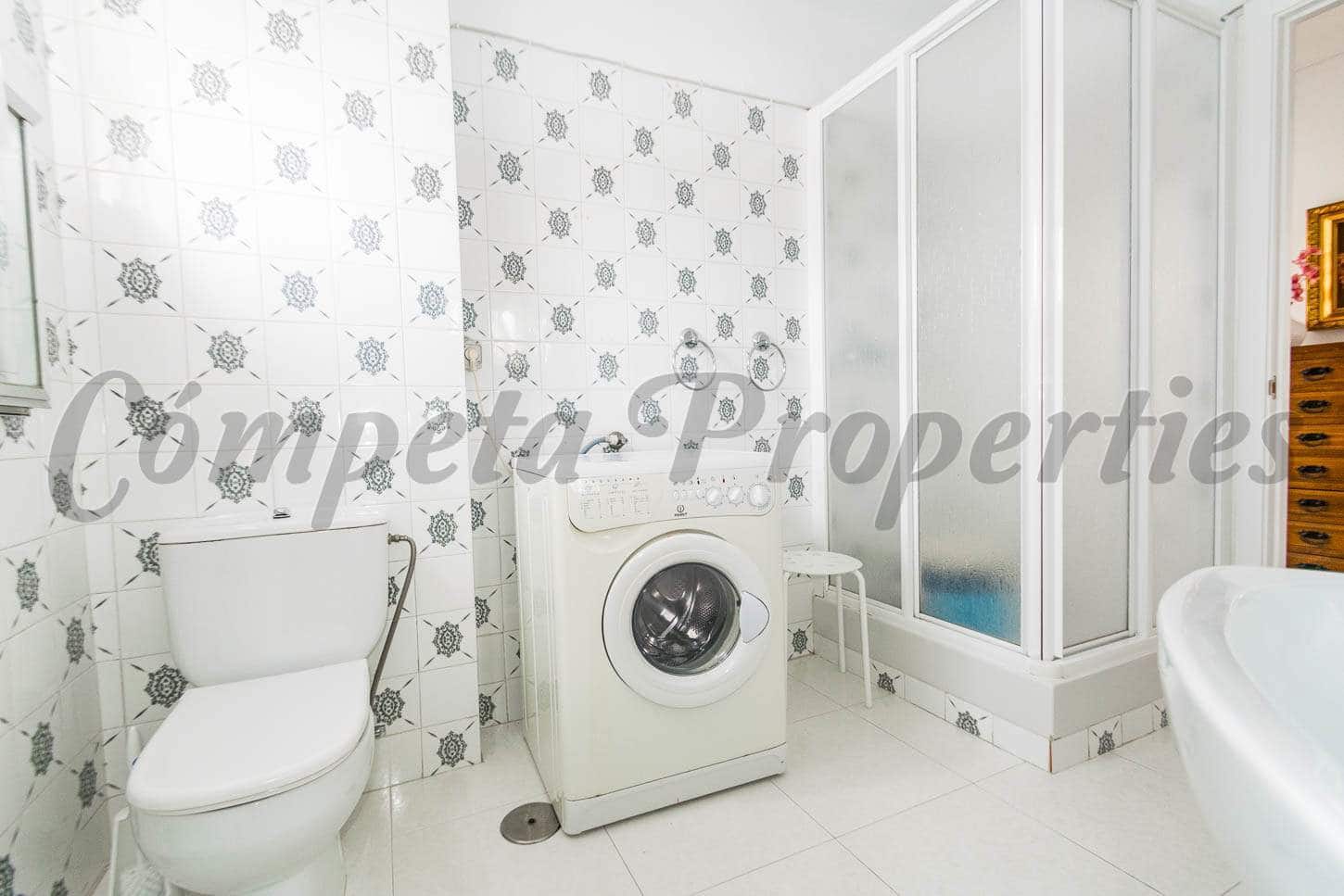 1 quarto Apartamento para arrendar em Torrox-Costa com piscina - 850 € (Ref: 10045366)