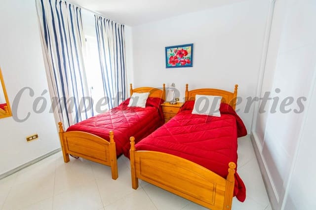 1 quarto Apartamento para arrendar em Torrox-Costa, Torrox com piscina - 850 € (Ref: 10045366)