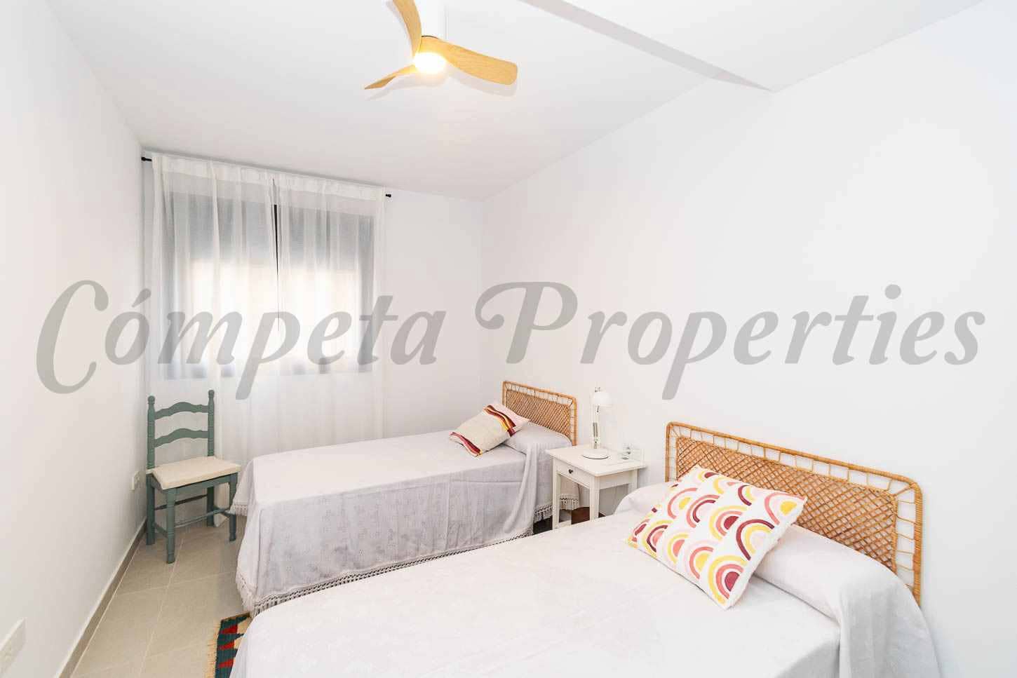 3 sypialnia Apartament do wynajęcia w Torrox-Costa z basenem garażem - 1 300 € (Ref: 10051970)