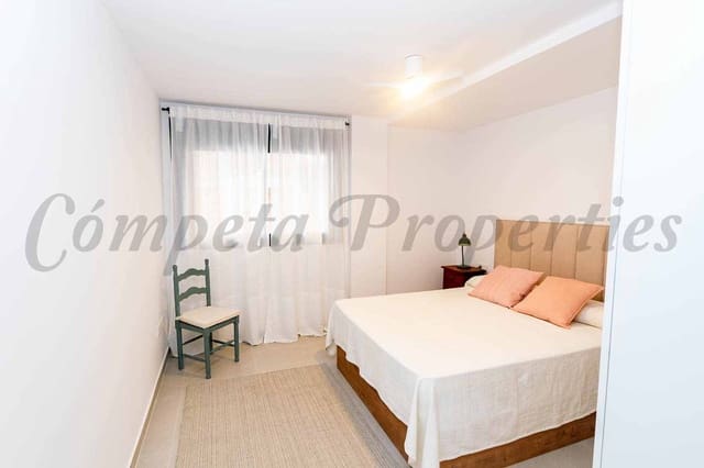 3 sypialnia Apartament do wynajęcia w Torrox-Costa, Torrox z basenem garażem - 1 300 € (Ref: 10051970)