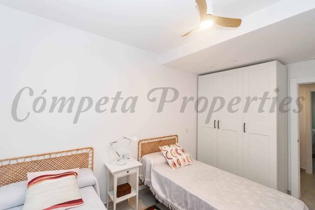 3 sypialnia Apartament do wynajęcia w Torrox-Costa, Torrox z basenem garażem - 1 300 € (Ref: 10051970)