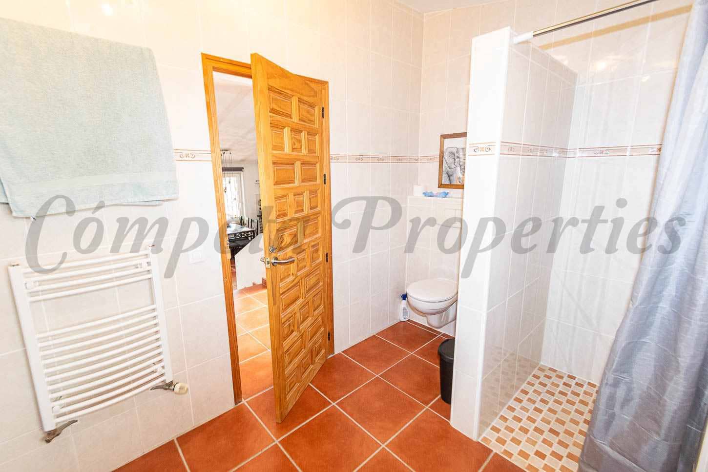 2 soveværelse Finca/Landehus til salg i Torrox med swimmingpool garage - € 269.000 (Ref: 10054327)
