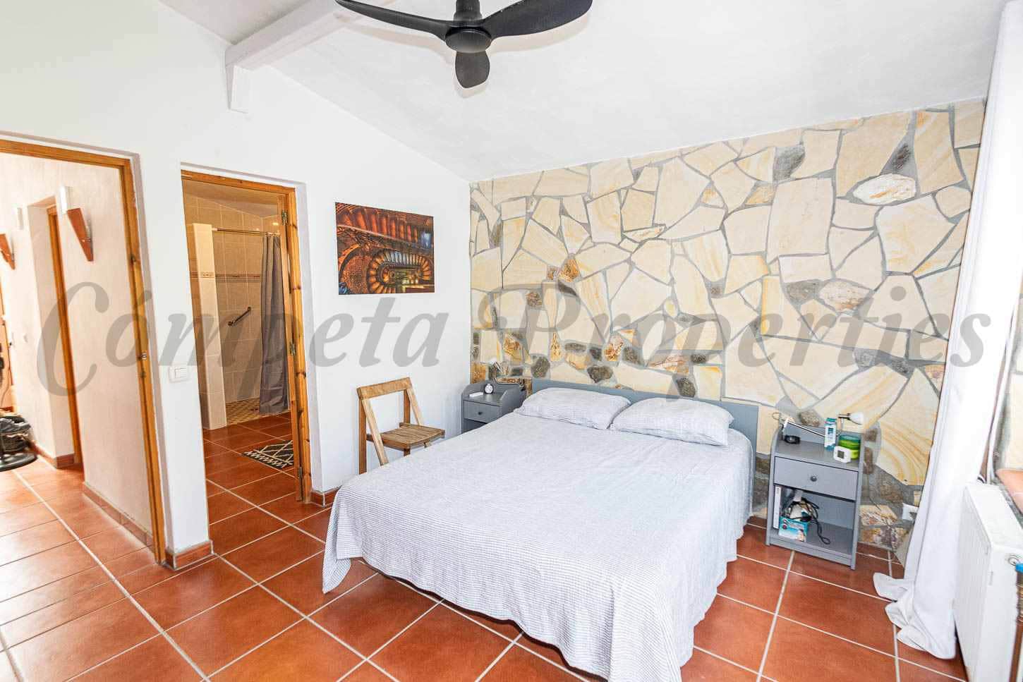 2 soveværelse Finca/Landehus til salg i Torrox med swimmingpool garage - € 269.000 (Ref: 10054327)