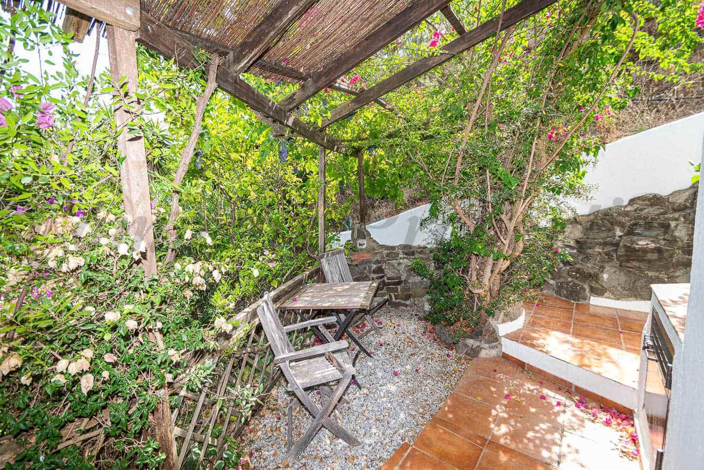2 soveværelse Finca/Landehus til salg i Torrox med swimmingpool garage - € 269.000 (Ref: 10054327)