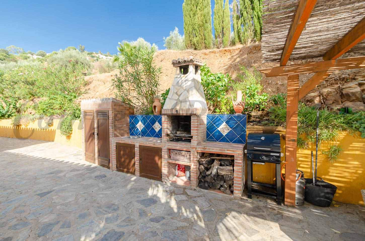 3 quarto Quinta/Casa Rural para venda em Competa com piscina garagem - 525 000 € (Ref: 10060211)